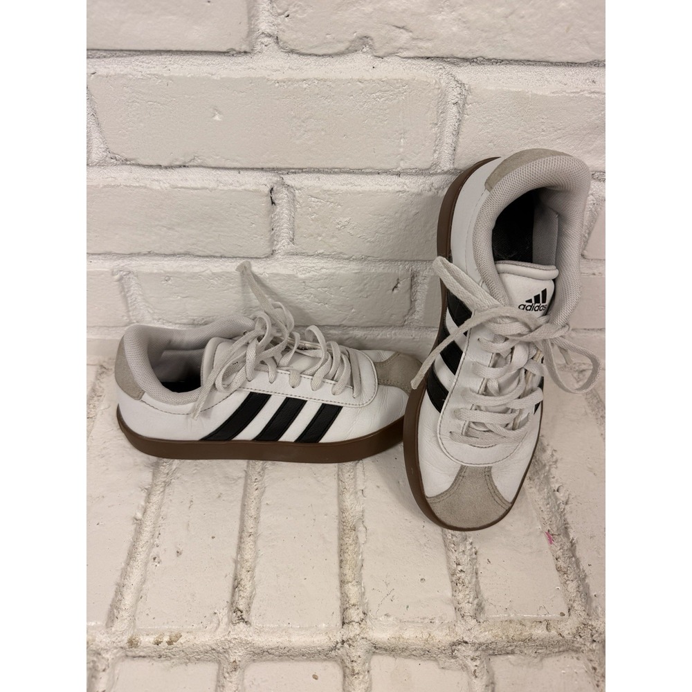 Adidas Kids Size 3 White Black Gum Sole Suede Retro Low Top Sneakers